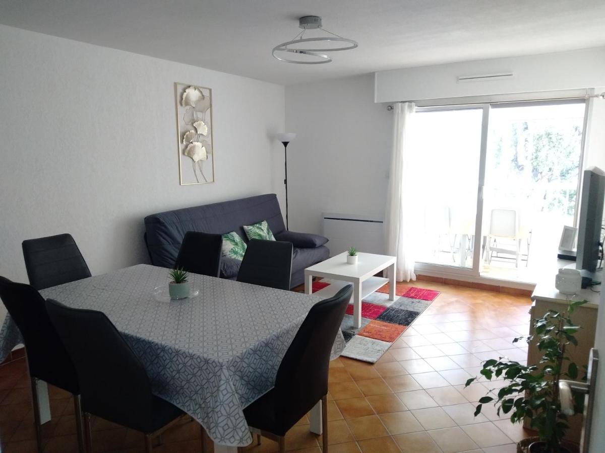 Capri Appartement Saint-Elme Buitenkant foto